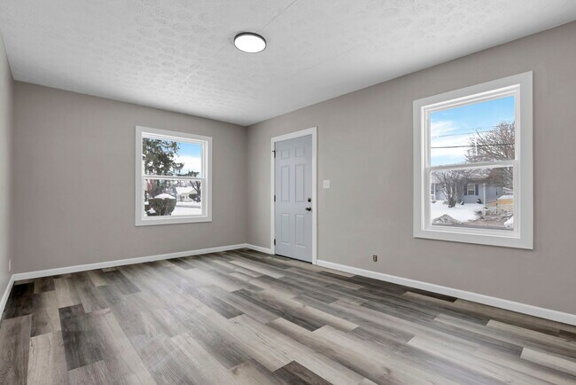 Foto del edificio - 1110 Fairwood Ave