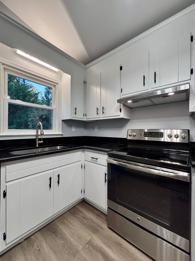 Building Photo - 4410 Southernbelle Ln