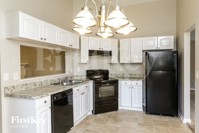 Building Photo - 5530 Panola Pl