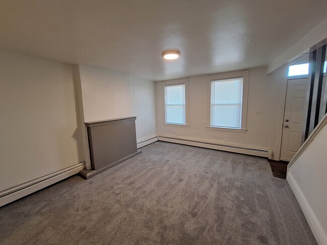Foto del edificio - 822 McLain St