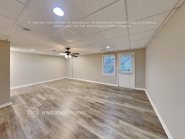 Foto del edificio - 1911 Ascot Terrace NW