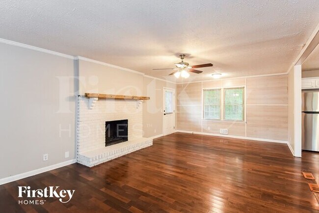 Foto del edificio - 4716 Cheri Lynn Rd NW