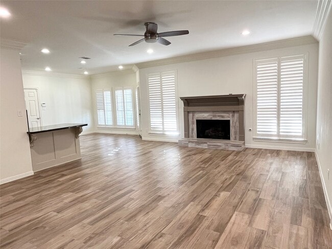Building Photo - 5522 Honor Dr