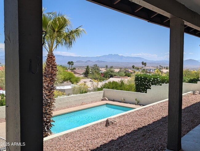 Building Photo - 15704 Cholla Dr