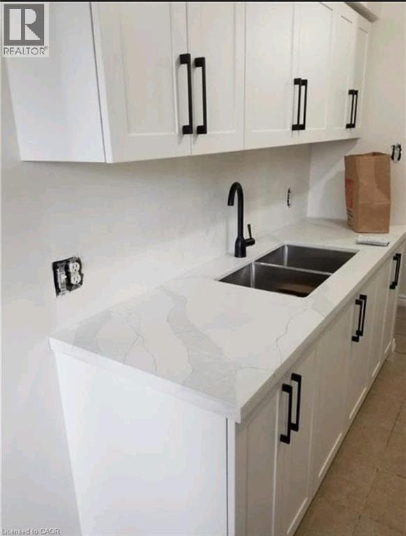 Building Photo - 163 Chandler Dr