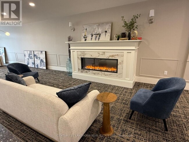 Building Photo - 12 Clara Dr