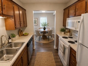 Building Photo - 106 N McKinley Ave