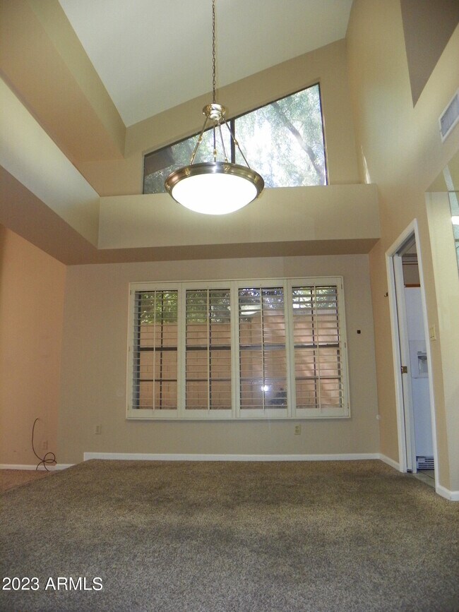 Building Photo - 7672 E Windrose Dr