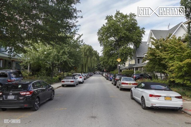 Foto del edificio - 470 Marlborough Rd