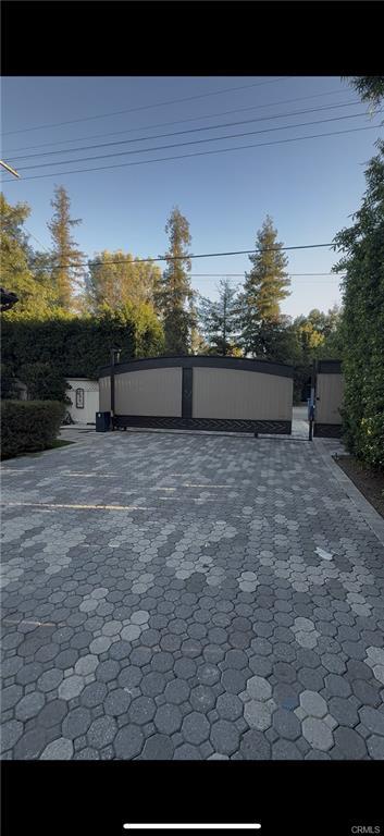 Foto del edificio - 19617 Oxnard St