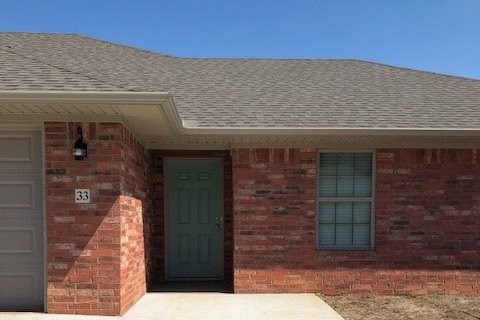 Foto principal - 140 Arnold Rd