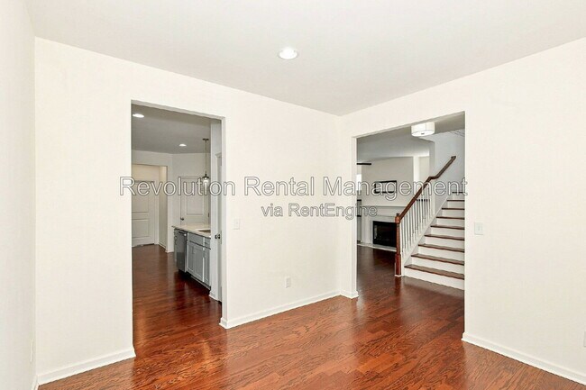 Foto del edificio - 565 Morrow Ln
