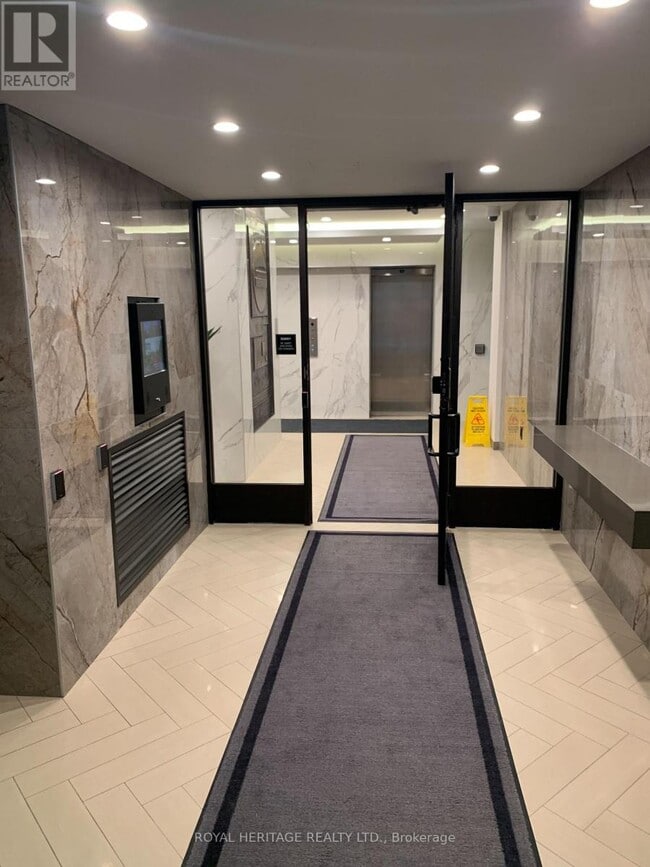 Building Photo - 270 Scarlett Rd