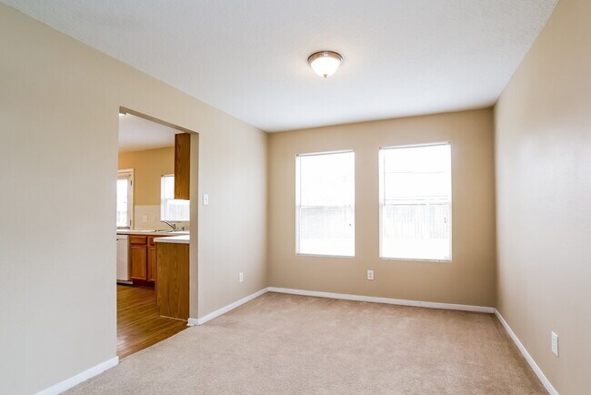 Foto del edificio - 1125 Willersley Ln