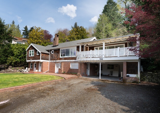 Photo - 7461 W Mercer Way House