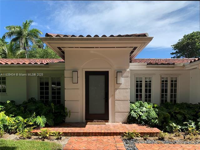 Building Photo - 614 San Juan Dr