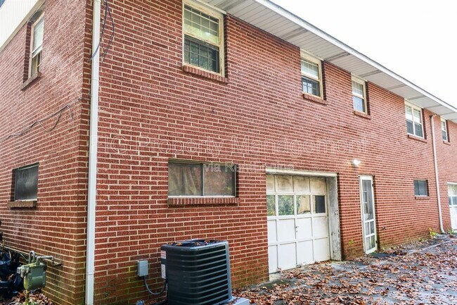 Foto del edificio - 4225 Buffat Mill Rd