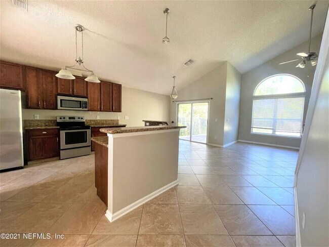 Building Photo - 5 bedroom in Fleming Island FL 32003