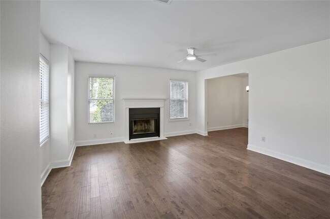 Foto del edificio - 1569 Foote St NE