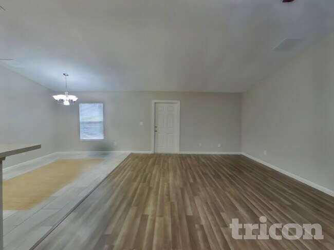 Foto del edificio - 13 Slocum Path