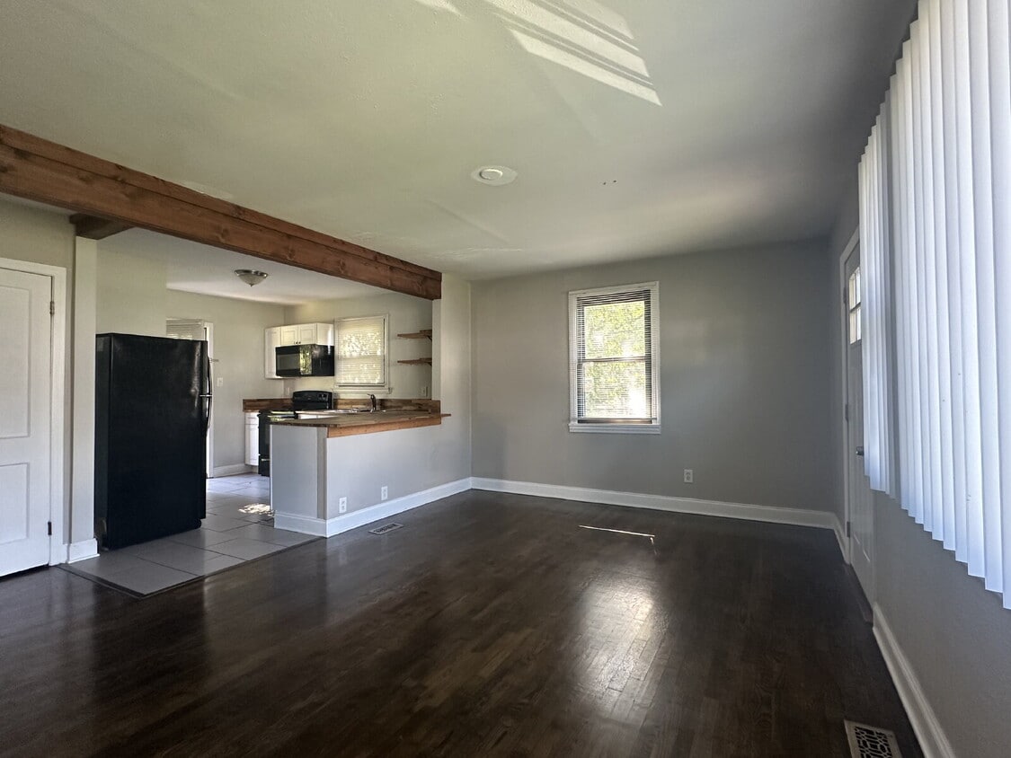 Charming Chilhowee Hills Cottage – Vintage Character Meets Modern Updates, Pets Welcome! - Charming Chilhowee Hills Cottage – Vintage Character Meets Modern Updates, Pets Welcome!