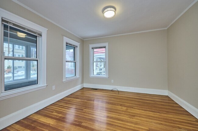 Foto del edificio - 14 Malvern Ave