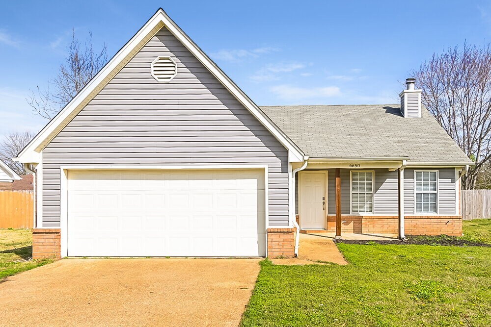 Primary Photo - 6650 Black Oak Dr