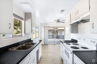 Building Photo - 55150 Airlane Dr