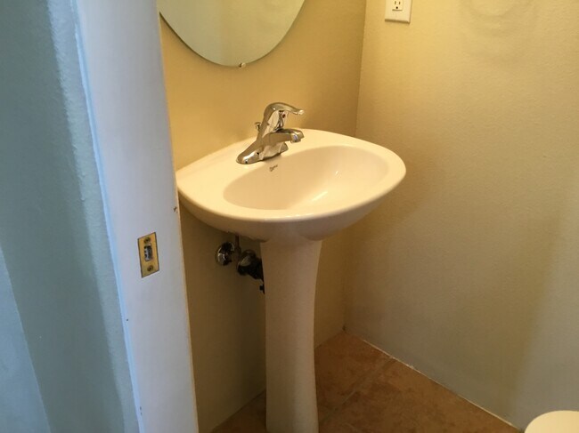 Foto del edificio - 709 Loma Pinon Loop NE