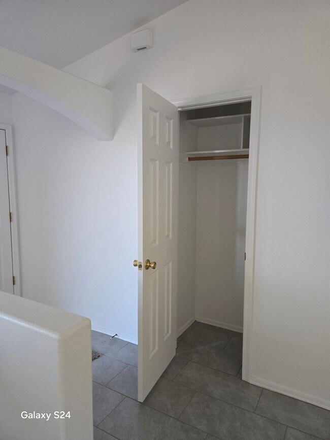 Foto del edificio - 3 Bedroom, 2 Bath, 2 Car Garage