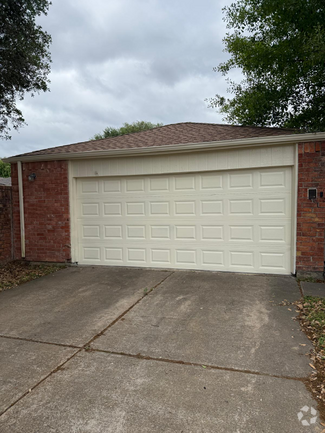 Building Photo - 13126 Lima Dr