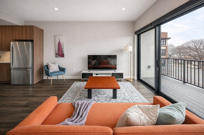 Building Photo - 4618 Douglas St