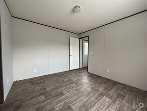 Building Photo - 733 Ascot Cir