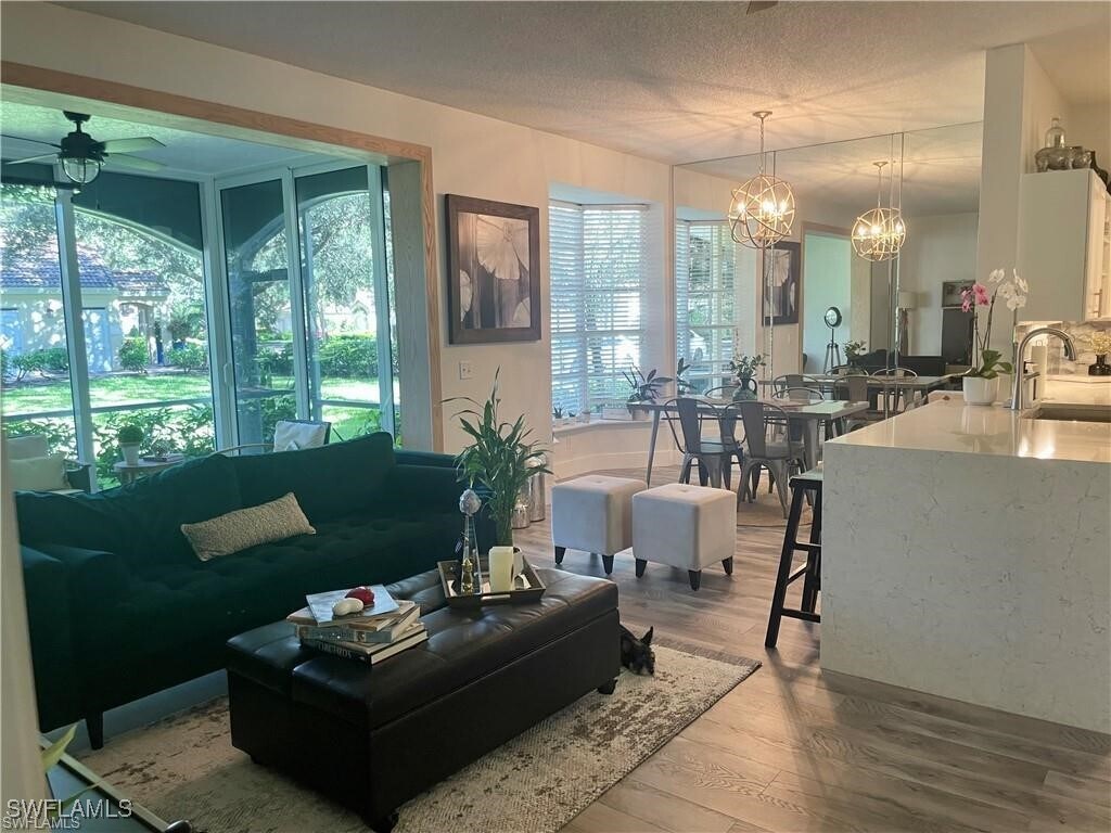 Foto principal - 56 Silver Oaks Cir