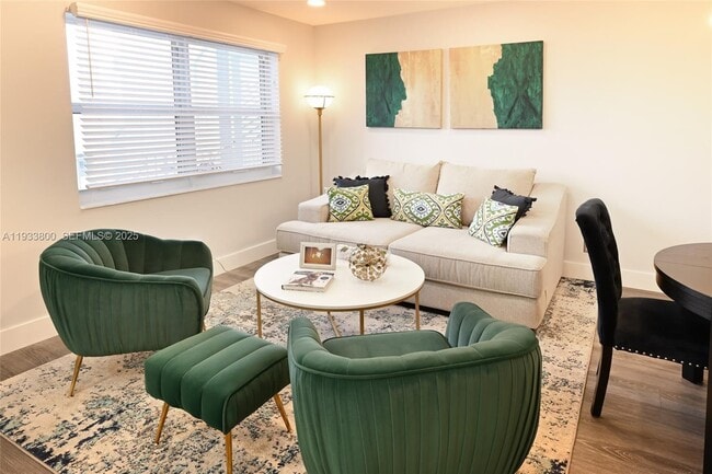 Foto del edificio - 2860 NE 14th Street Causeway