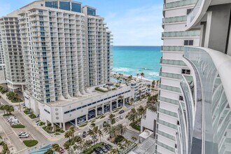 Building Photo - 3101 Bayshore Dr