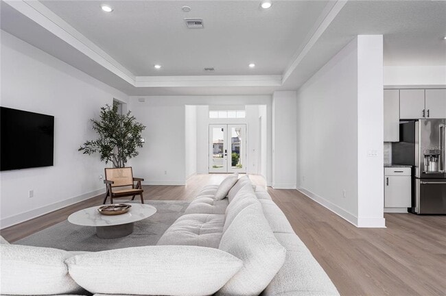 Building Photo - 8210 Golden Bch Ct