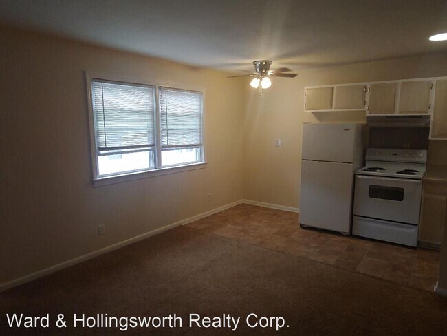 Building Photo - 1 br, 1 bath House - 946 Little Bay Avenue #E