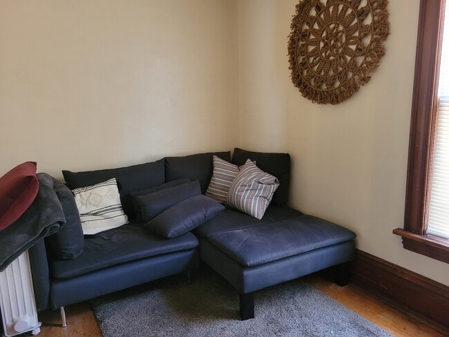 Foto del edificio - 1318 Monroe St NE