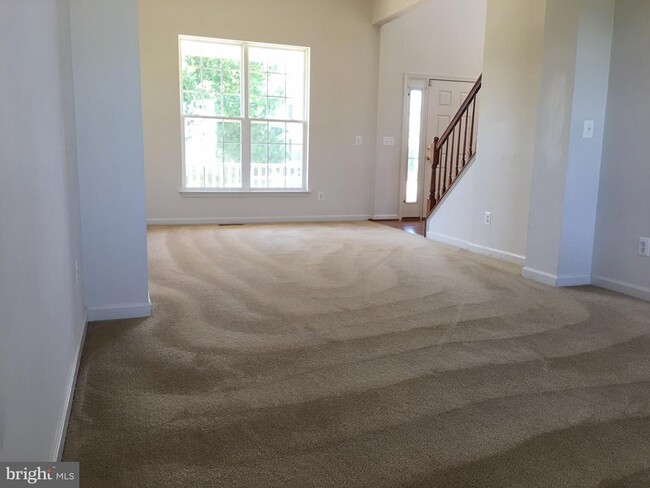Foto del edificio - 5629 Ivy Hill Dr