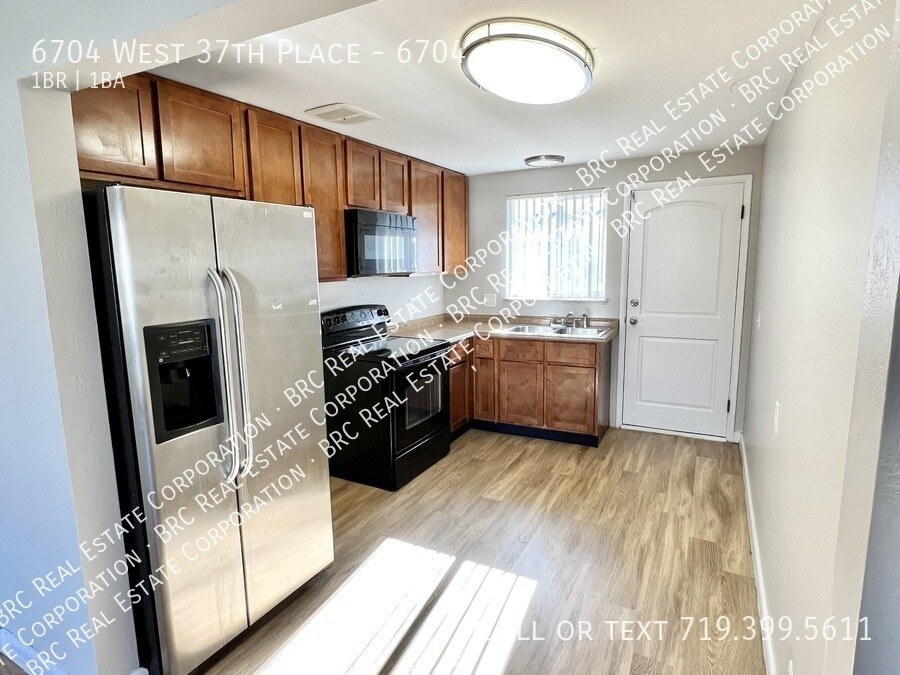 Foto del edificio - 6704 W 37th Pl