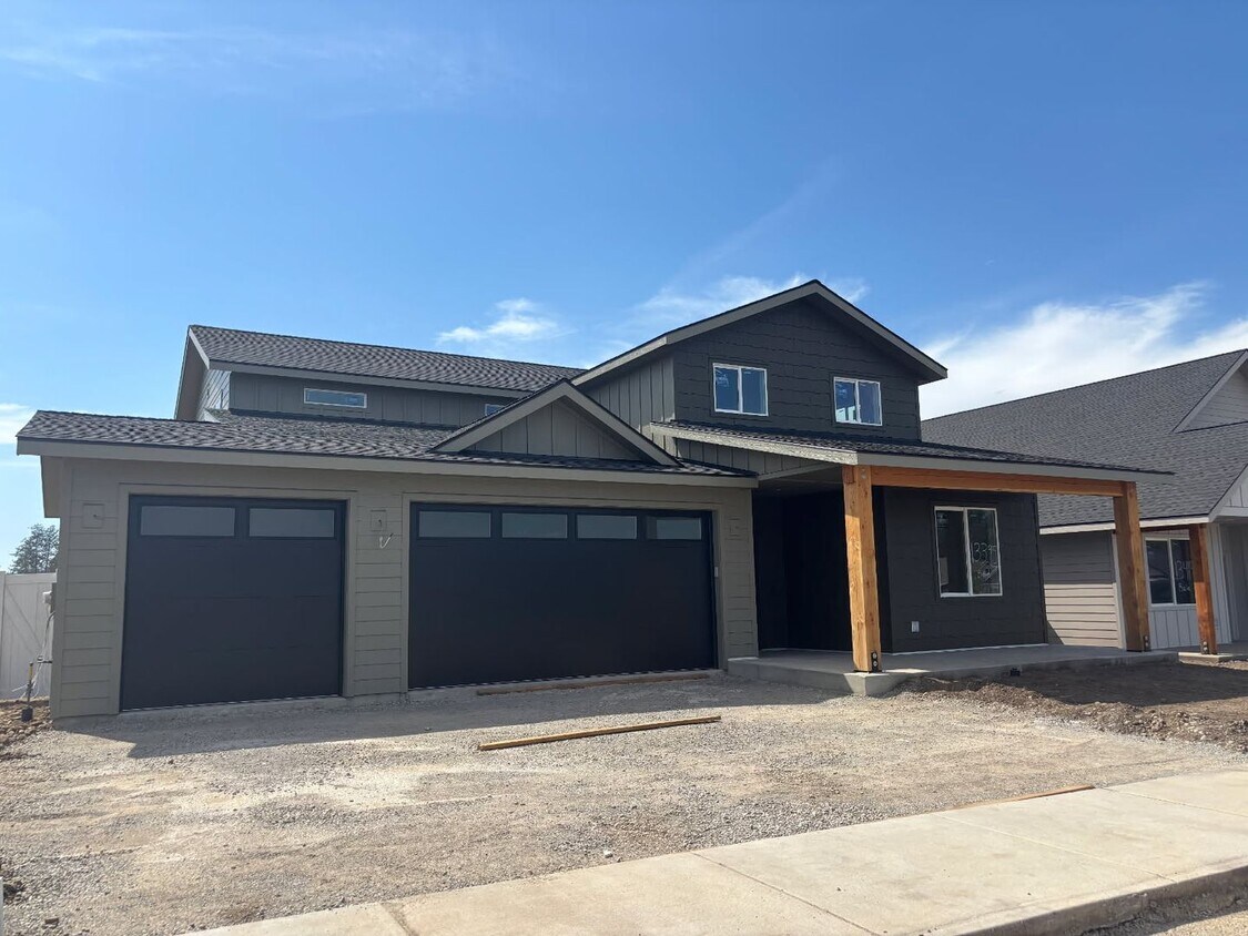 Building Photo - Beautiful Home New Construction in Rathdrum