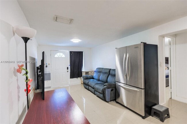 Foto del edificio - 14601 NW 10th Ave