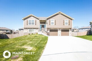 Building Photo - 512 Gunnar Dr