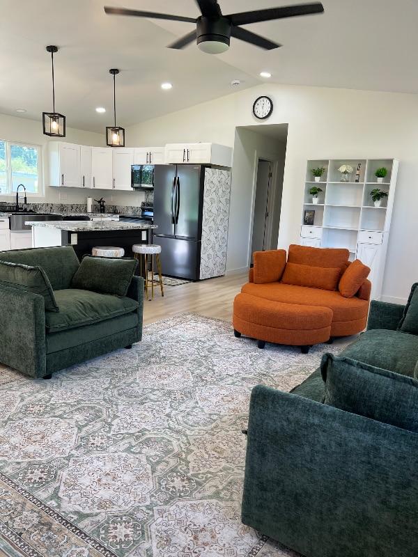 Building Photo - 16-2144-2144 Treefern Dr