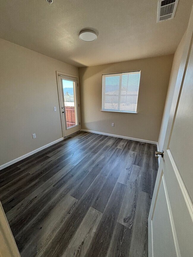 Foto del edificio - Cornerstone Apartments