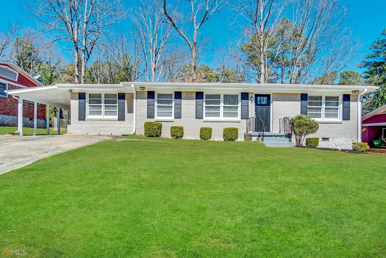 Primary Photo - 3585 Ingledale Dr SW