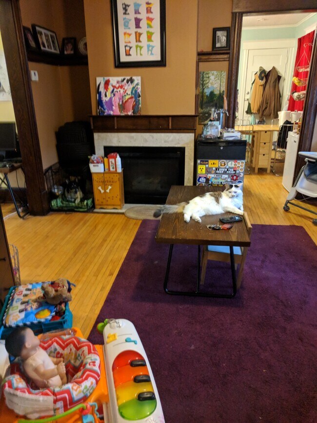 Foto del edificio - 1223 5th St NE