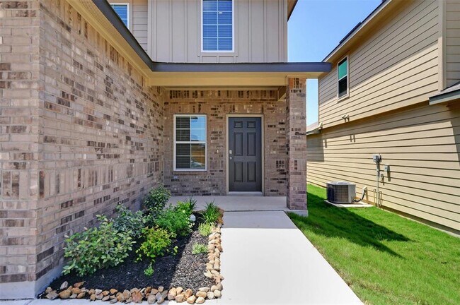 Foto del edificio - 4816 Cork Xing