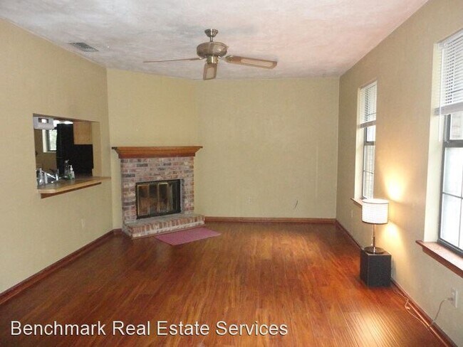 Building Photo - 2 br, 1.5 bath House - 128 Parkbrook Circle